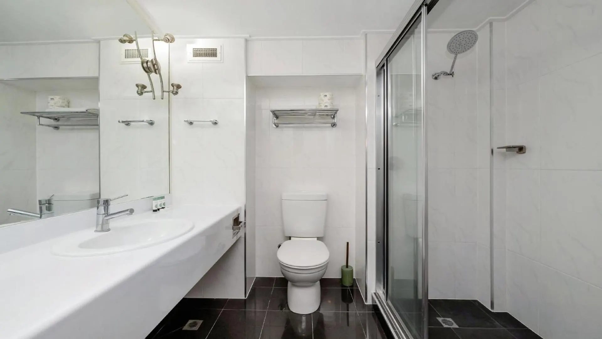 Studio 503 - Prime Spot With Ocean Views Townsville Australia