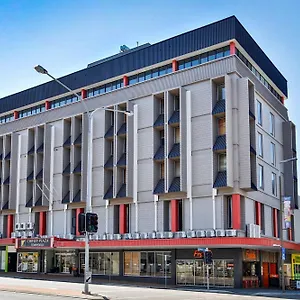 4* Hotel Madison Plaza